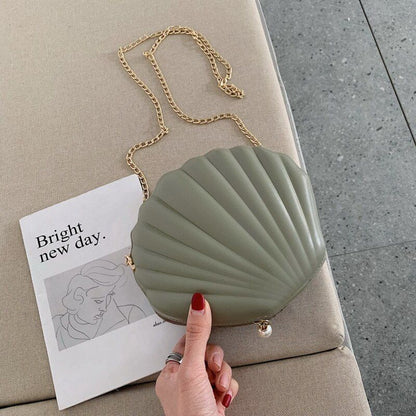Small Sequins Shell Shape Chain Bag Shoulder Purse Cute Crossbody Bag 19*17*7CM