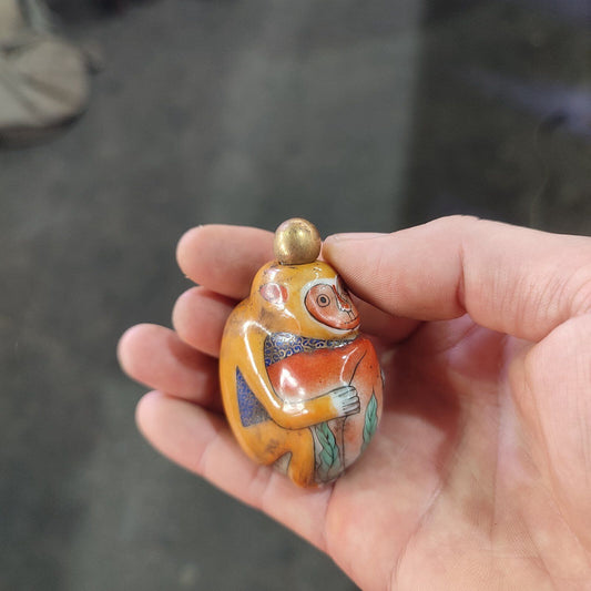 Old Beijing Chinese Porcelain Snuff Bottle Ceramics Monkey Statue Painting Rare