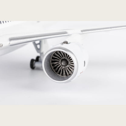 1:400 NGmodels Cathay Pacific Airbus A350-900 Passenger Diecast Airplane Model