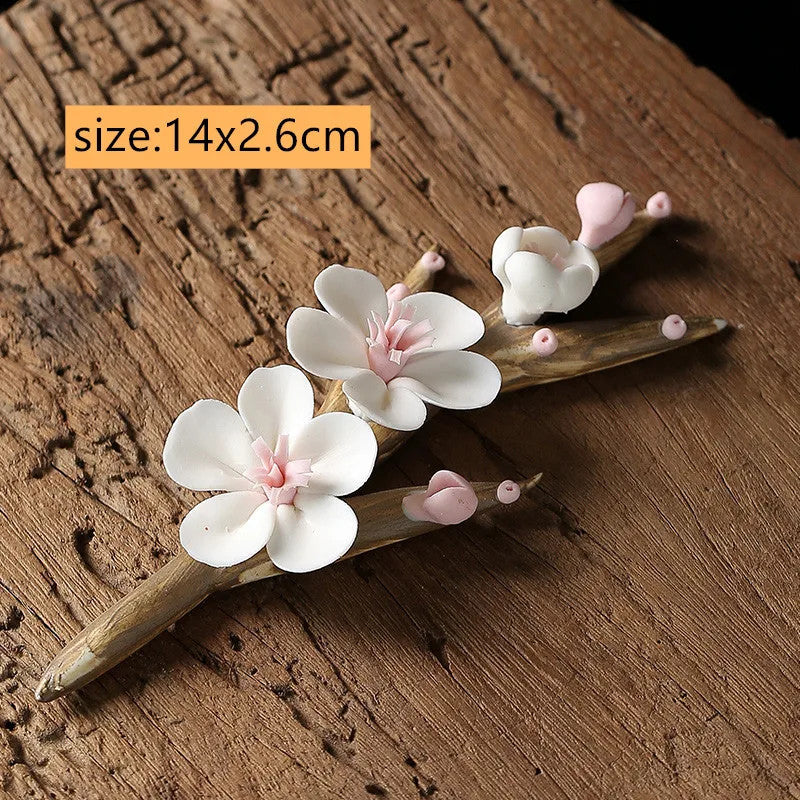 Chinese Ceramic Tea Pet Decoration Handmade Flower Shape Tea Teaware Accessories