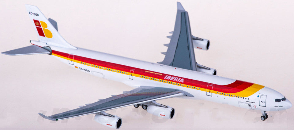 1:400 AeroClassics IBERIA AIRBUS A340-300 Passenger Airplane Diecast Plane Model