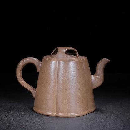 Chinese Yixing Zisha Clay Handmade Exquisite Teapot （梅花三弄 底款：周桂珍）