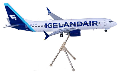 1:200 Geminijets Icelandair B737 MAX 8 TF-ICE Passenger Airplane Diecast Model