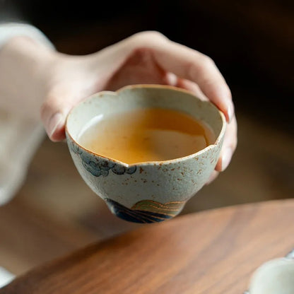 85ml Handpainted Tracing Gold Green Mountain Teacup Tea Bowl Tea-tasting Cup