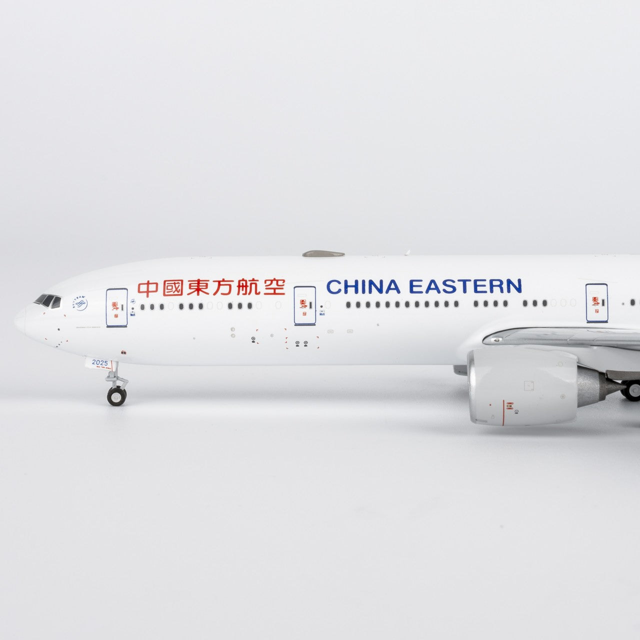 1:400 NGmodels China Eastern Boeing 777-300ER Airplane Diecast Plane Model