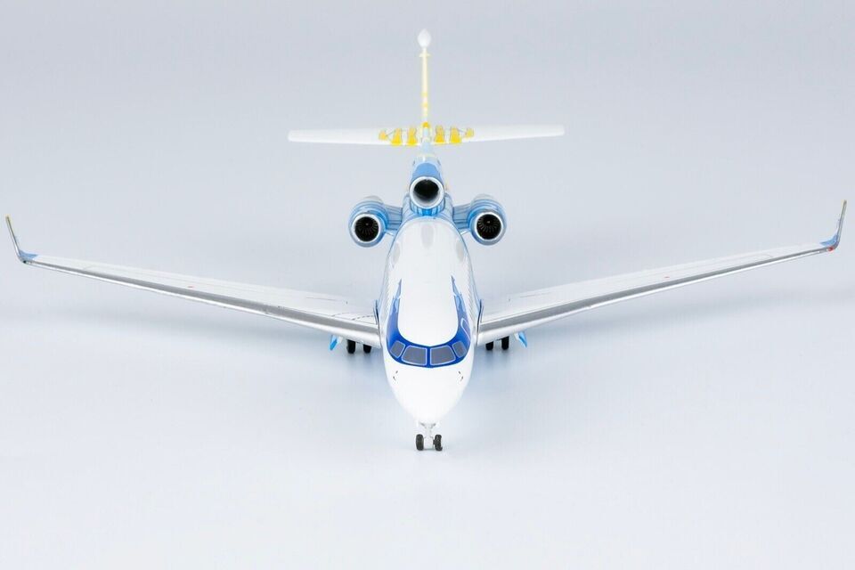 1:200 NG Model Dassault Falcon 7X Passenger Airplane Diecast Aircraft Model
