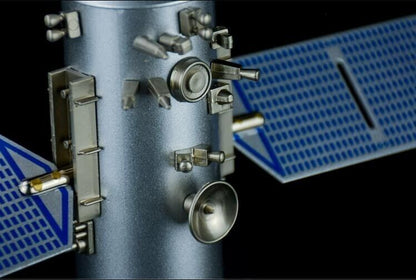 1:80 CHINA Tianhe Core Module Space Station Spacecraft Diecast Aerospace Model