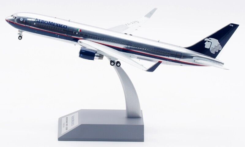 1:200 28CM InFlight AEROMEXICO BOEING 767-300ER Passenger Airplane Diecast Model