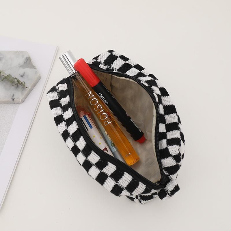 Checkerboard Knitted Cosmetic Bag Large Lattice Makeup Plaid Storage Organizer