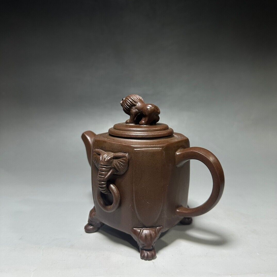 Chinese Yixing Zisha Clay Handmade Exquisite Teapot （威震八方 底款：施小马）