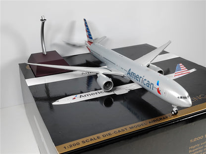 1:200 Geminijets American BOEING B777-300ER Airplane Diecast Aircraft Model