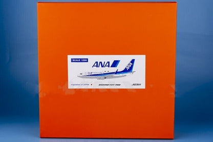 1:200 JC Wings ANA BOEING 737-700 Passenger Airplane Diecast Aircraft Model