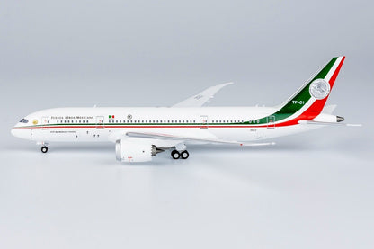 1:400 NG Model Mexican Air Force BOEING 787-8 Passenger Airplane Diecast Model