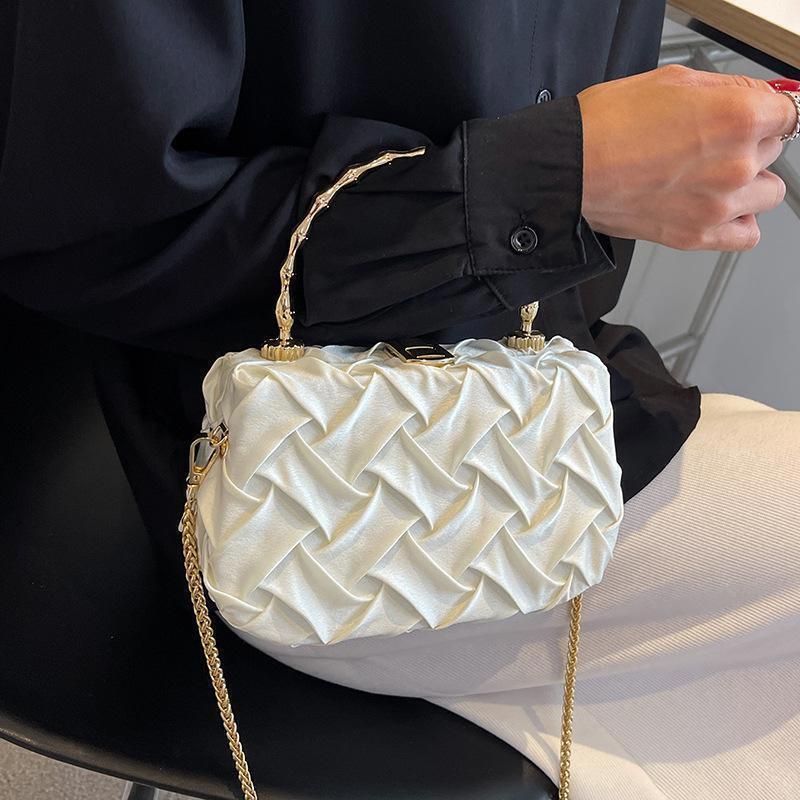 Small Tote Bag With Metal Portable Chain Women's Handbag Shoulder Bag