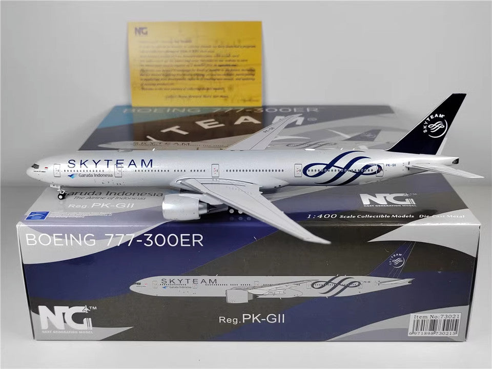 1:400 NG Model Garuda Indonesia SKYTEAM BOEING 777-300ER Airplane Diecast Model
