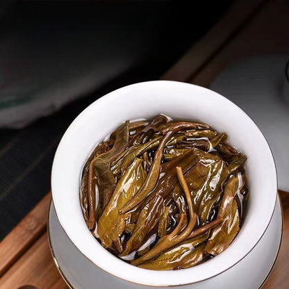 Yunnan Puer Tea Yiwu Old Puerh Raw Tea Cake Aged Pu Er Pu-erh Green 357g