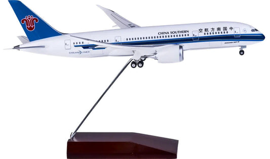 1:200 28CM Hogan CHINA SOUTHERN BOEING 787-8 Passenger Plane ABS Plastic Model