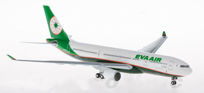 1:200 30CM Hogan EVA AIR AIRBUS A330-200 Passenger Airplane ABS Plastic Model
