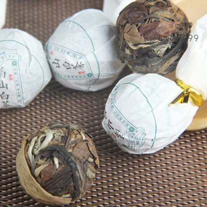 500g Yueguang Bai White Tea Longzhu Yunnan Daxueshan Mountain Grown Aroma Tea