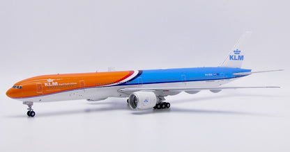 1:200 37CM JC Wings KLM BOEING 777-300ER Airplane Diecast Aircraft Plane Model