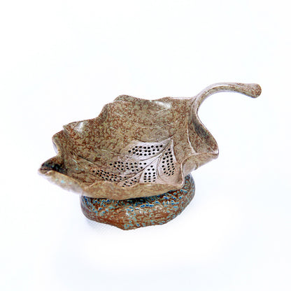 Chinese Tea Filtration Pottery Tea Filter With Holder Creative Leaf Shape China