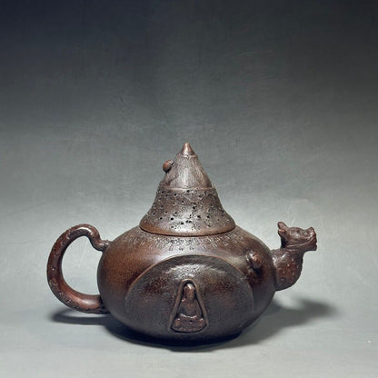 Chinese Yixing Zisha Clay Handmade Exquisite Teapot （籠头竹笋壶 底款：供春）