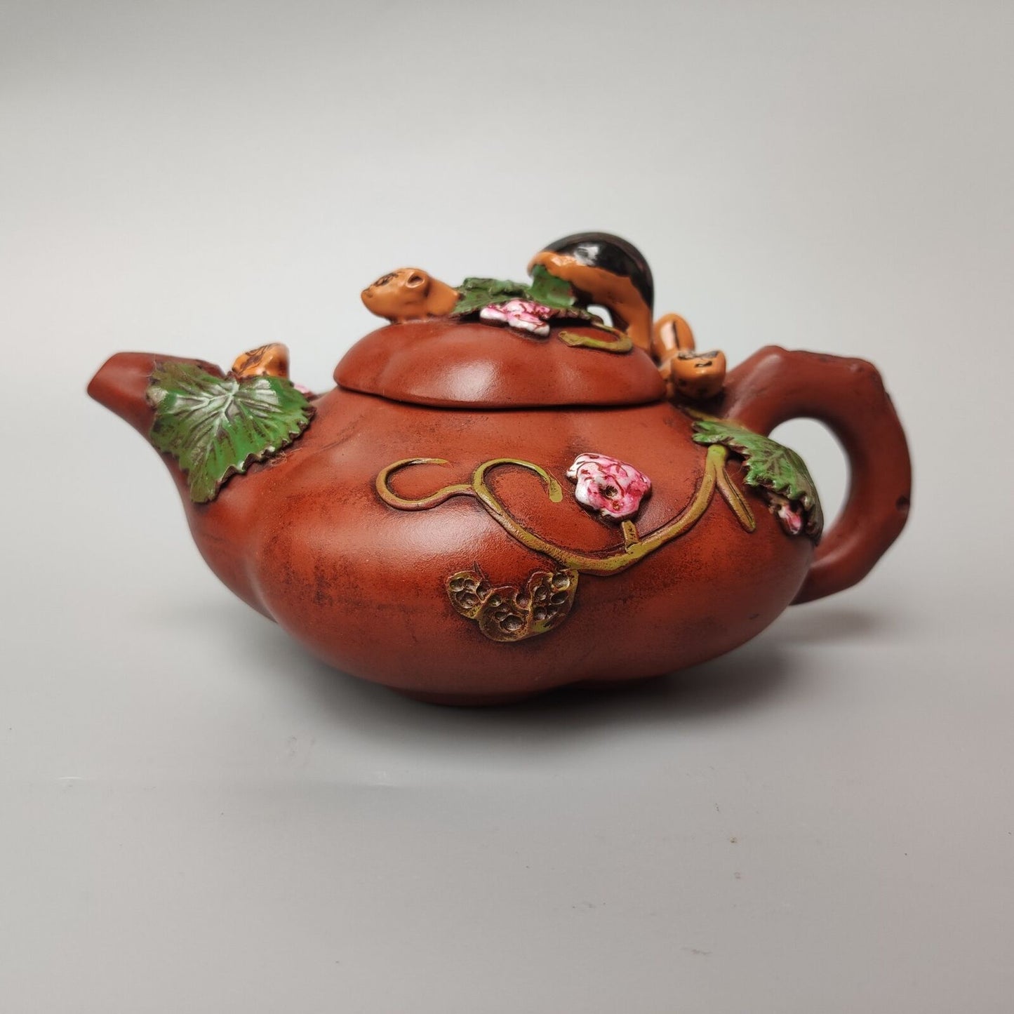 Vintage Chinese Yixing Purple Clay Teapot Zisha Ceremony Exquisite Teaware Rare
