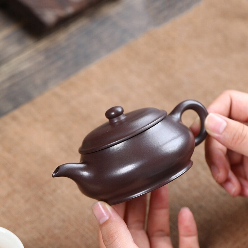 Chinese Tea Pot Handmade Master Pot 140ml Real Yixing Zisha Purple Clay Pot New