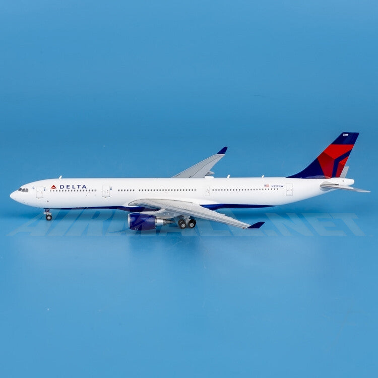 1:400 GeminiJets Delta Airlines Plane Airbus A330-300 Diecast Aircraft Model