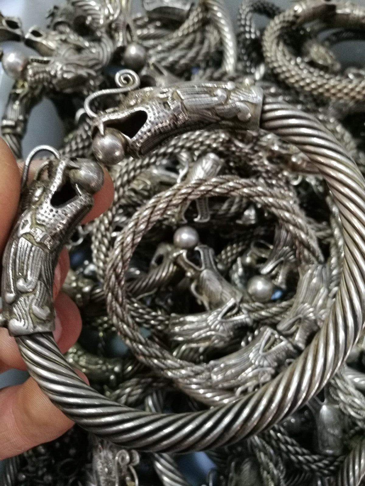 China Old Handwork Tibet Silver Carve dragon Adjust Pair Bracelet