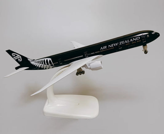 19CM AIR NEW ZEALAND BOEING 777-300ER Passenger Airplane Diecast Aircraft Model
