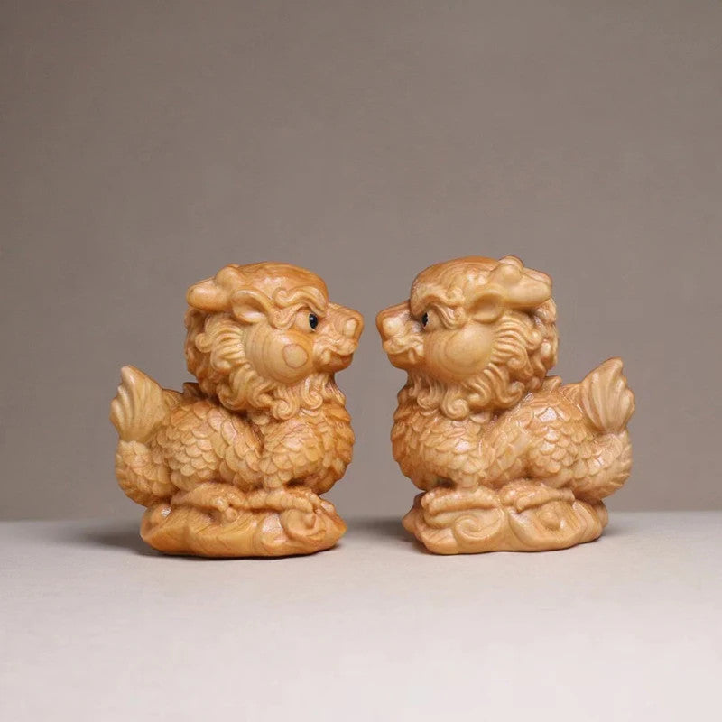 5.5cm Cliff Cypress Wood Kirin Mascot Statues Tea Pet Chinese Home Decoration