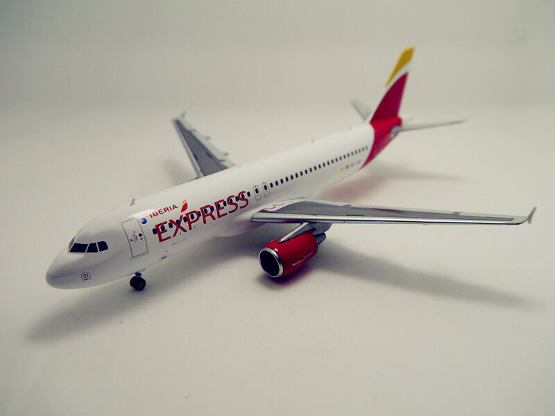 1:200 HOGAN IBERIA EXPRESS AIRBUS A320 Passenger Airplane ABS Plastic Model