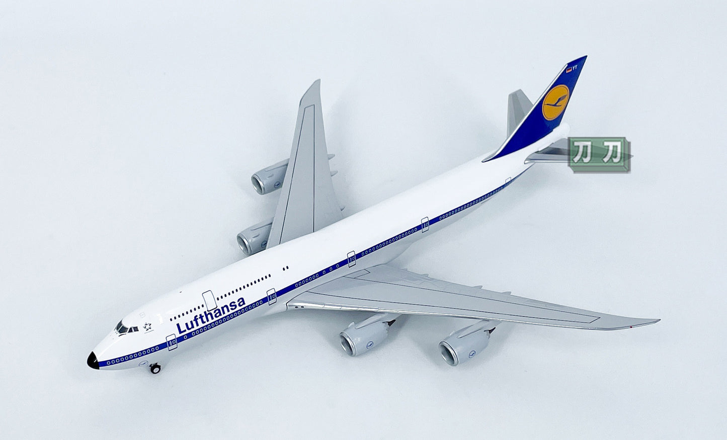 1:400 NG Lite Lufthansa B747-8 D-ABYT Passenger Airplane Diecast Model