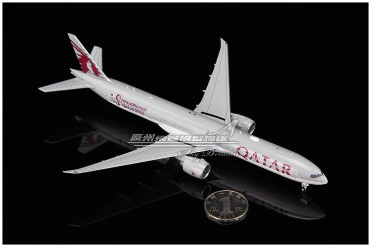 1:400 JC Wings QATAR BOEING 777-300ER Passenger Airplane Diecast Aircraft Model