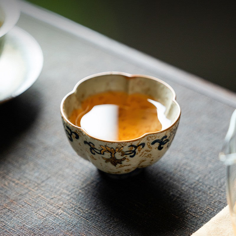 120ml Handpainted Gold Tracing Blue White Porcelain Master's Cup Tea Tasting Cup
