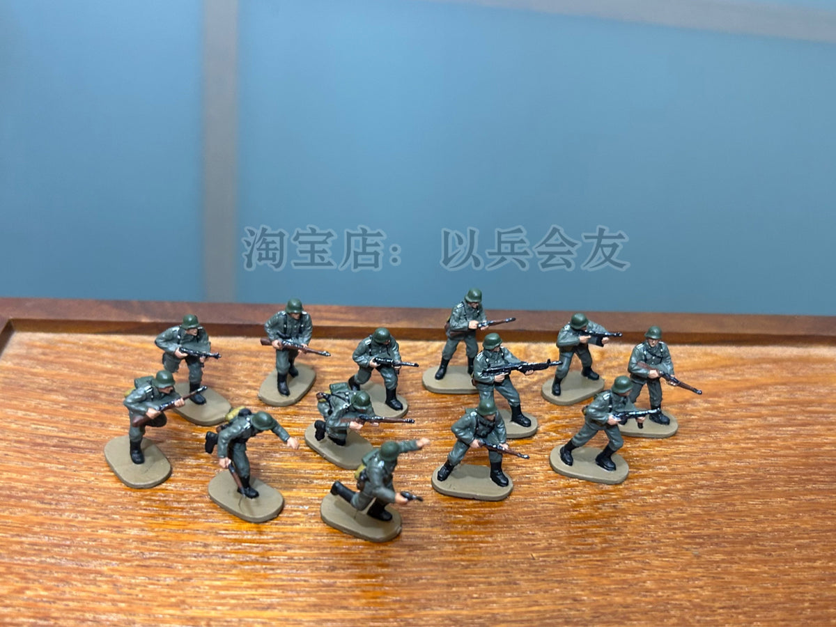 1/72 14Pcs World War II German Combat Soldier Model