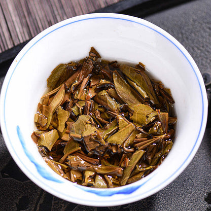357g Yiwu Raw Puerh Tea Cake Guafengzhai Shengcha Yunnan Pu'er Green Tea