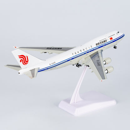 1:400 NG Models Air China Boeing 747-400 Passenger Diecast Aircraft Model