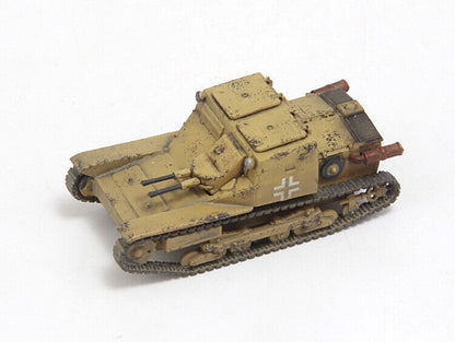 S-Model CP0031 1/72 German L3/33 CV33 Light Tank Sandy Color Finished Model