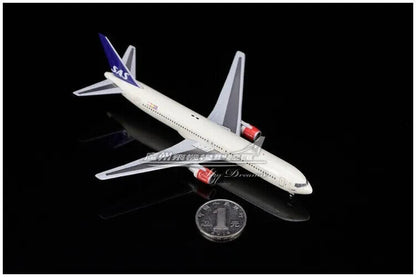 1:400 JC Wings SAS BOEING 767-300ER Passenger Airplane Diecast Aircraft Model