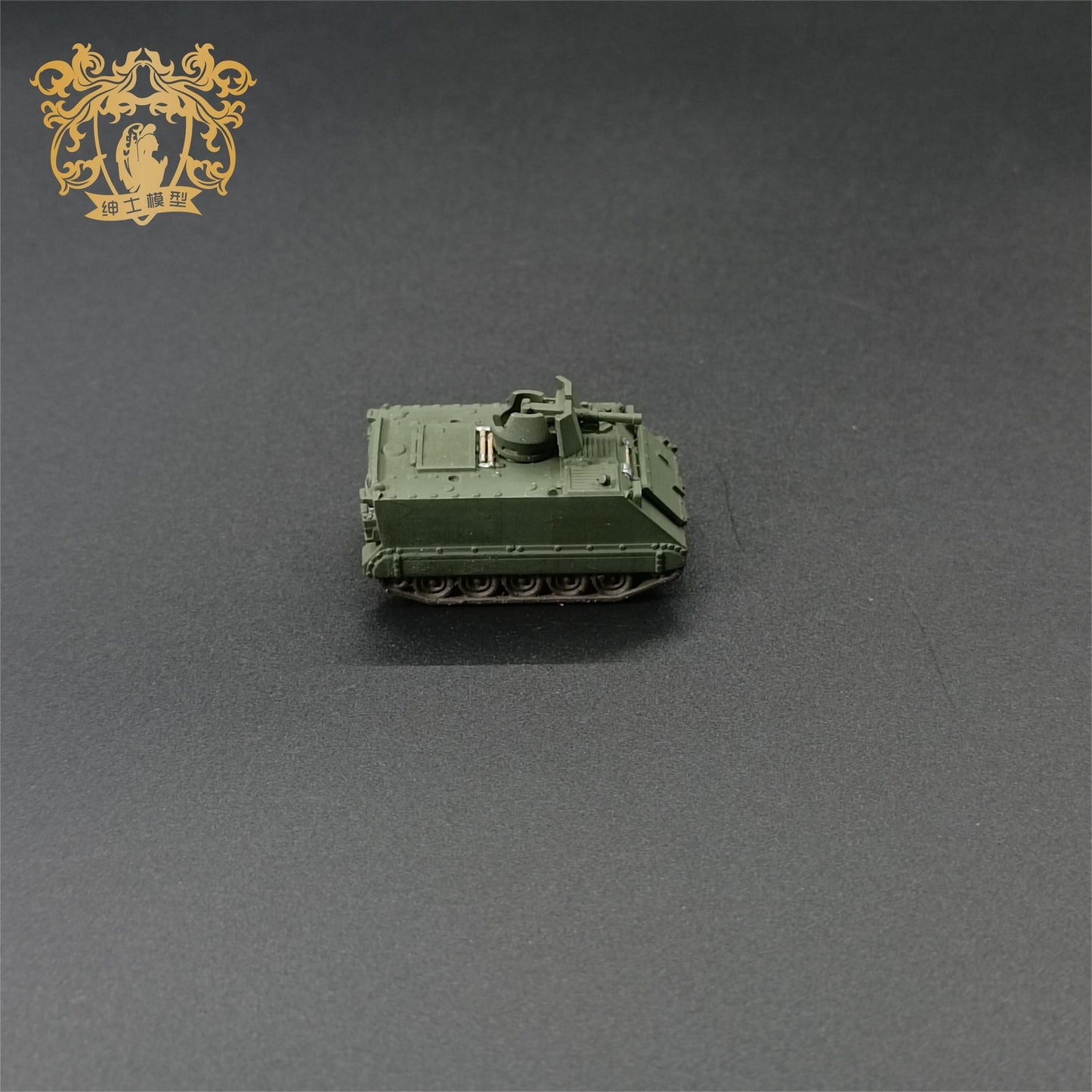 New 1/144 U.s. M113 A1 Armored Personnel Carrier Finished Tank Model