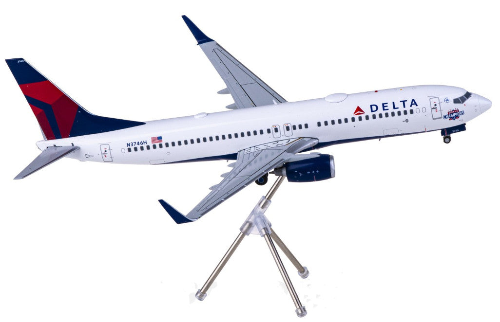 1:200 GeminiJets DELTA BOEING 737-800W Passenger Airplane Diecast Aircraft Model