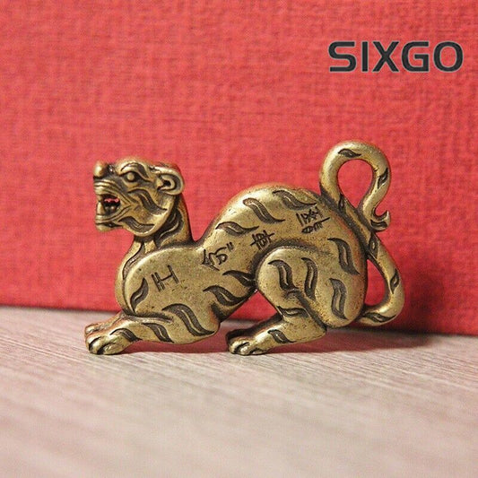 Brass Pure Flat Tiger Figurine Keychain Miniature Tea Pet Ornament Animal Statue
