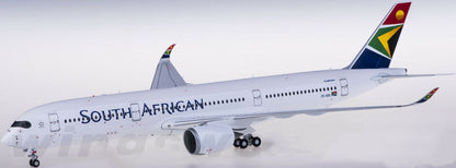 1:200 33CM JC Wings SOUTH AFRICAN AIRBUS A350-900 Passenger Plane Diecast Model