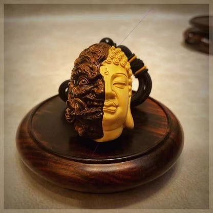 Thuja & Boxwood Between Good & Evil Hand Piece 2.36in Carving