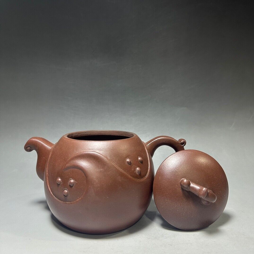 Chinese Yixing Zisha Clay Handmade Exquisite Teapot （浪涛 底款：顾景舟）