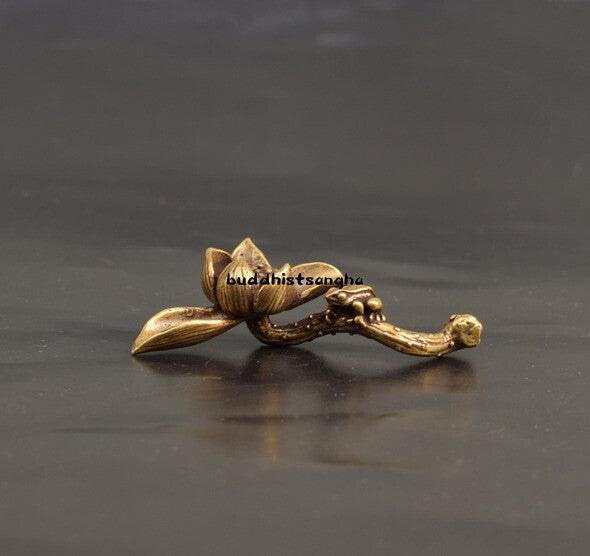Pure Solid Brass Carved Lotus Frog Tea Ceremony Copper Tea Pet Small Ornament