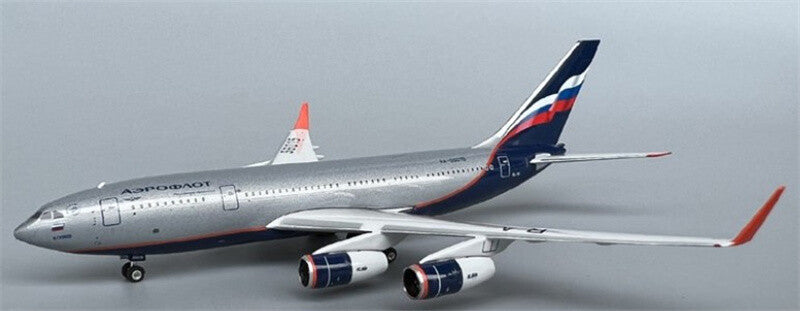 Phoenix AEROFLOT Russian Airlines Ilyushin IL-96-300 RA-96015 1:400 Plane Model