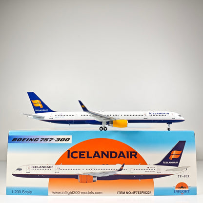 1:200 InFlight Icelandair Boeing 757-300 Passenger Airplane Diecast Plane Model